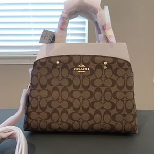 COACH CARRYALL SIGNATURE NWT